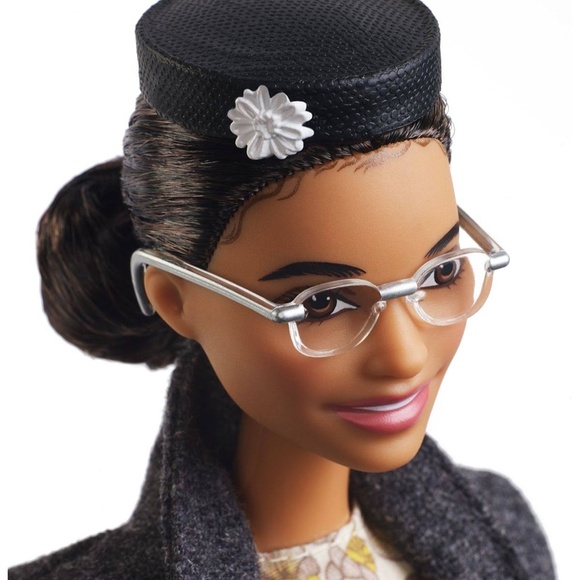 Barbie Rosa Parks Inspiring Women Doll - Picture 6 of 9